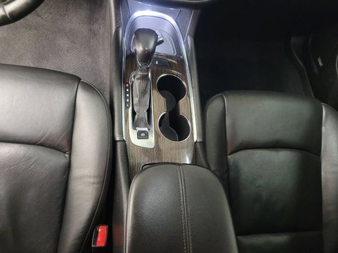 Used 2023 Chevrolet Malibu LT FWD image 26