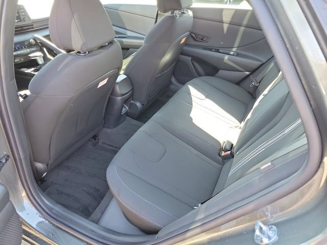 New 2026 Hyundai Elantra SEL Sport Premium FWD image 19