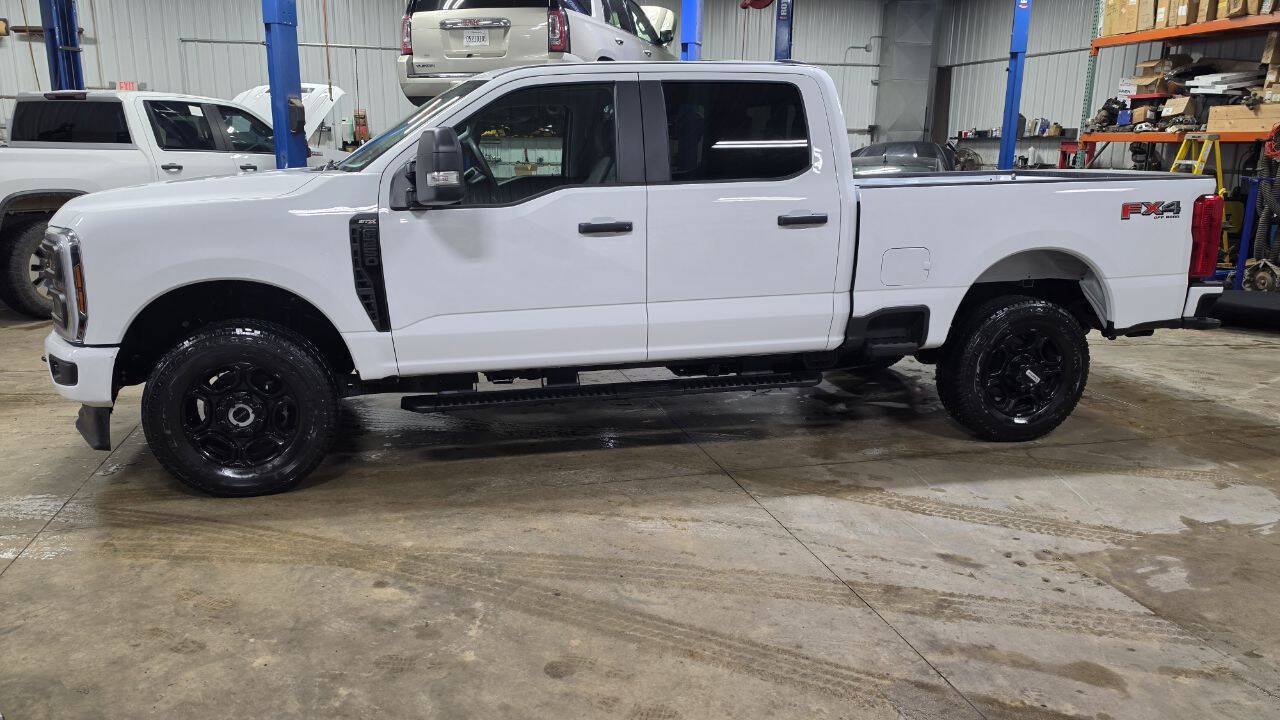 Used 2026 Ford F250 XL w/ STX Appearance Package AWD/4WD image 5