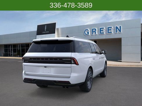 New 2025 Lincoln Navigator L Reserve image 8