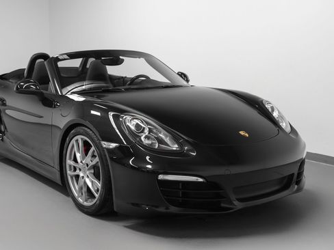 Used 2013 Porsche Boxster S RWD image 11