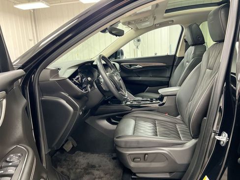 Used 2023 Buick Envision Avenir AWD/4WD image 21