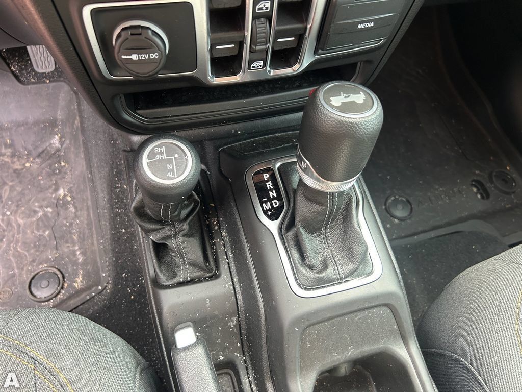 Certified 2026 Jeep Wrangler Unlimited Sport AWD/4WD image 8