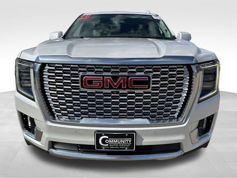 Certified 2023 GMC Yukon XL Denali AWD/4WD image 9