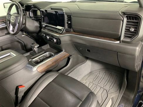 Used 2022 GMC Sierra 1500 SLT w/ SLT Convenience Package image 23