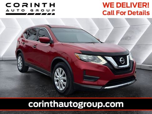 Used 2017 Nissan Rogue S image 1