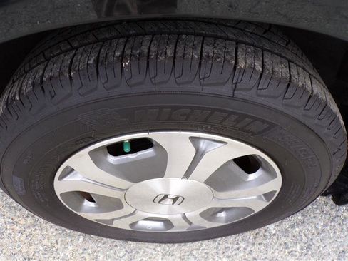 Used 2012 Honda Civic Hybrid Sedan image 42