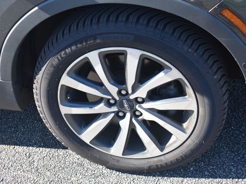 Used 2019 Lincoln MKC Reserve AWD/4WD image 11