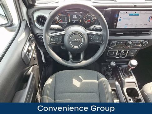Used 2025 Jeep Wrangler Unlimited Sport AWD/4WD image 3