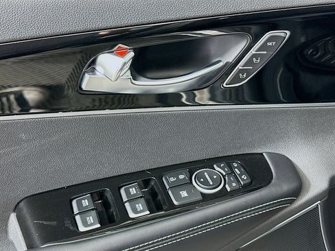 Used 2019 Kia Sorento SX image 15