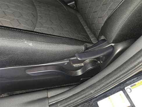 Used 2024 Mitsubishi Outlander Sport ES image 12