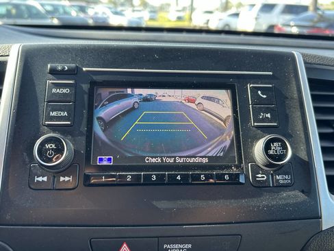 Used 2019 Honda Pilot LX image 12