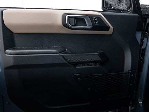 Used 2024 Ford Bronco Wildtrak image 11