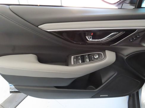 Used 2025 Subaru Outback Limited w/ Popular Package #2 image 12