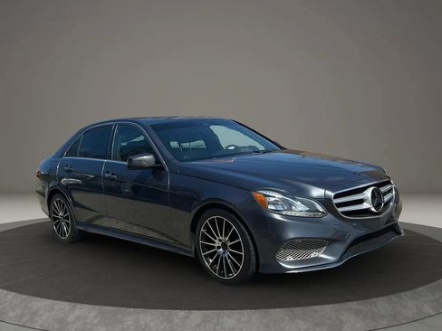 Used 2016 Mercedes-Benz E 350 4MATIC Sedan image 1