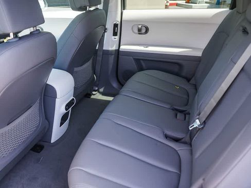 New 2026 Hyundai Ioniq 5 SEL RWD image 17