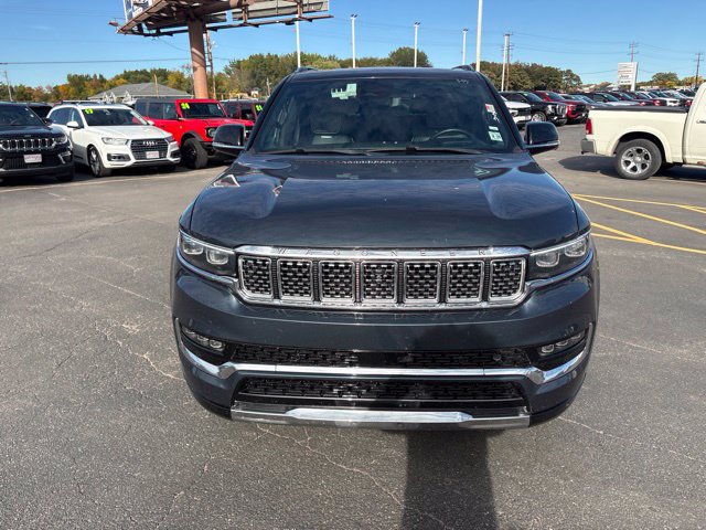 Used 2024 Jeep Grand Wagoneer L Series III AWD/4WD image 2