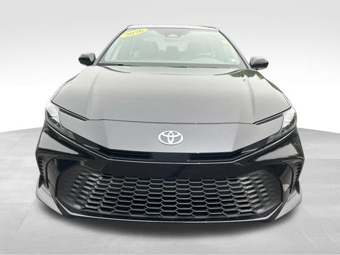 Certified 2026 Toyota Camry SE w/ Convenience Package FWD image 8