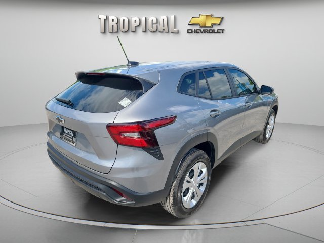 New 2026 Chevrolet Trax LS FWD image 5