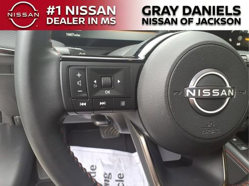 Certified 2025 Nissan Kicks SR AWD/4WD image 22