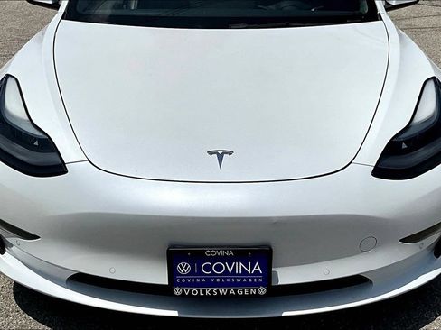Used 2022 Tesla Model 3 Long Range AWD/4WD image 33