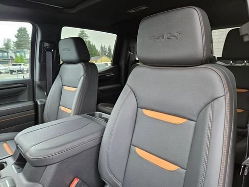 New 2026 GMC Sierra 1500 AT4 w/ AT4 Premium Package AWD/4WD image 18