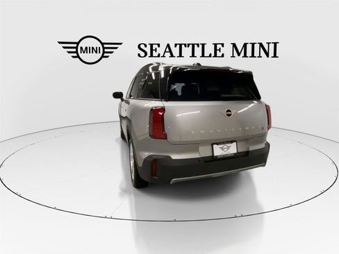 New 2026 MINI Cooper Countryman S w/ Comfort Package Max image 9