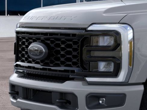 New 2026 Ford F250 XLT w/ XLT Premium Package AWD/4WD image 17