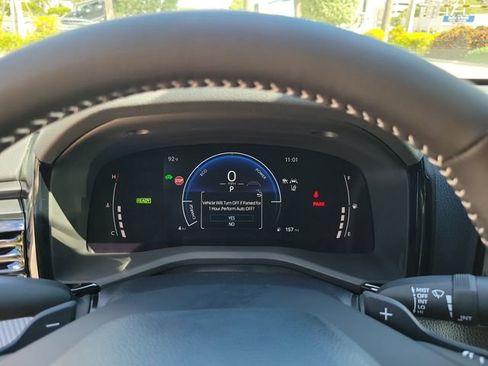 Used 2026 Toyota Camry SE w/ Multimedia Upgrade Package image 10