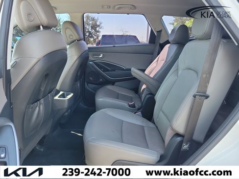 Used 2018 Hyundai Santa Fe Limited FWD image 13