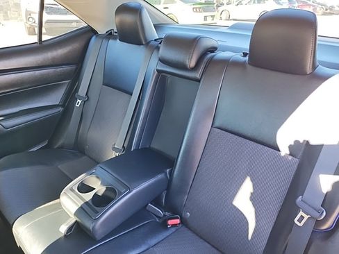 Used 2017 Toyota Corolla SE image 38