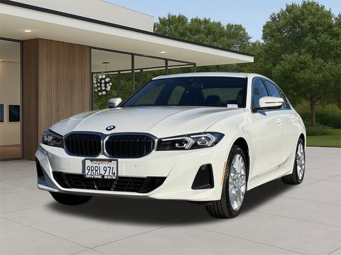 Used 2025 BMW 330i Sedan w/ Convenience Package image 2
