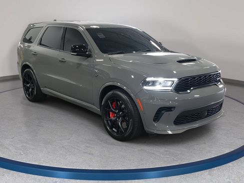 Used 2026 Dodge Durango SRT Hellcat w/ Premium Group AWD/4WD image 3