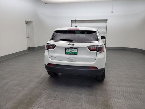 Used 2024 Jeep Compass Sport AWD/4WD image 7