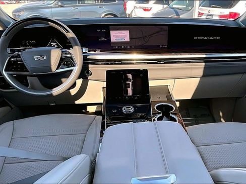 Used 2026 Cadillac Escalade Platinum Sport w/ LPO, ONYX Package image 20