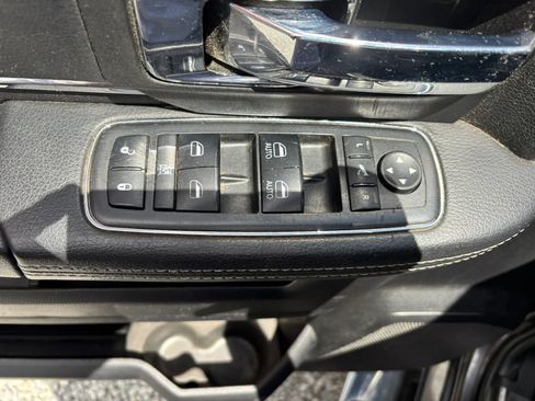 Used 2018 RAM 2500 Laramie AWD/4WD image 21