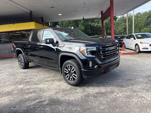 Used 2019 GMC Sierra 1500 AT4 w/ AT4 Premium Package AWD/4WD image 4