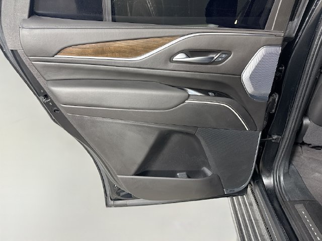 Used 2024 Cadillac Escalade Sport Platinum AWD/4WD image 25