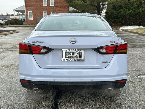 New 2025 Nissan Altima 2.5 SR image 5