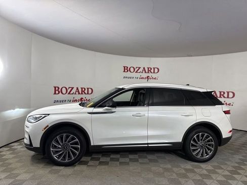 Used 2023 Lincoln Corsair Reserve image 5