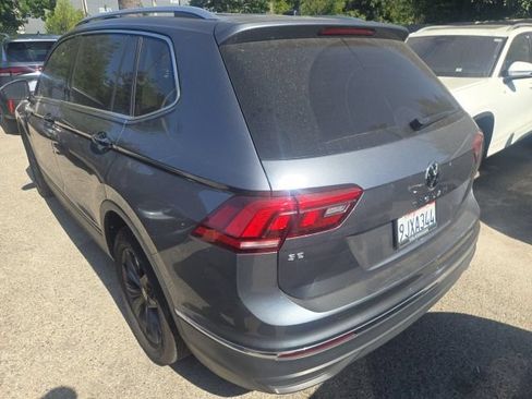 Used 2024 Volkswagen Tiguan SE FWD image 3
