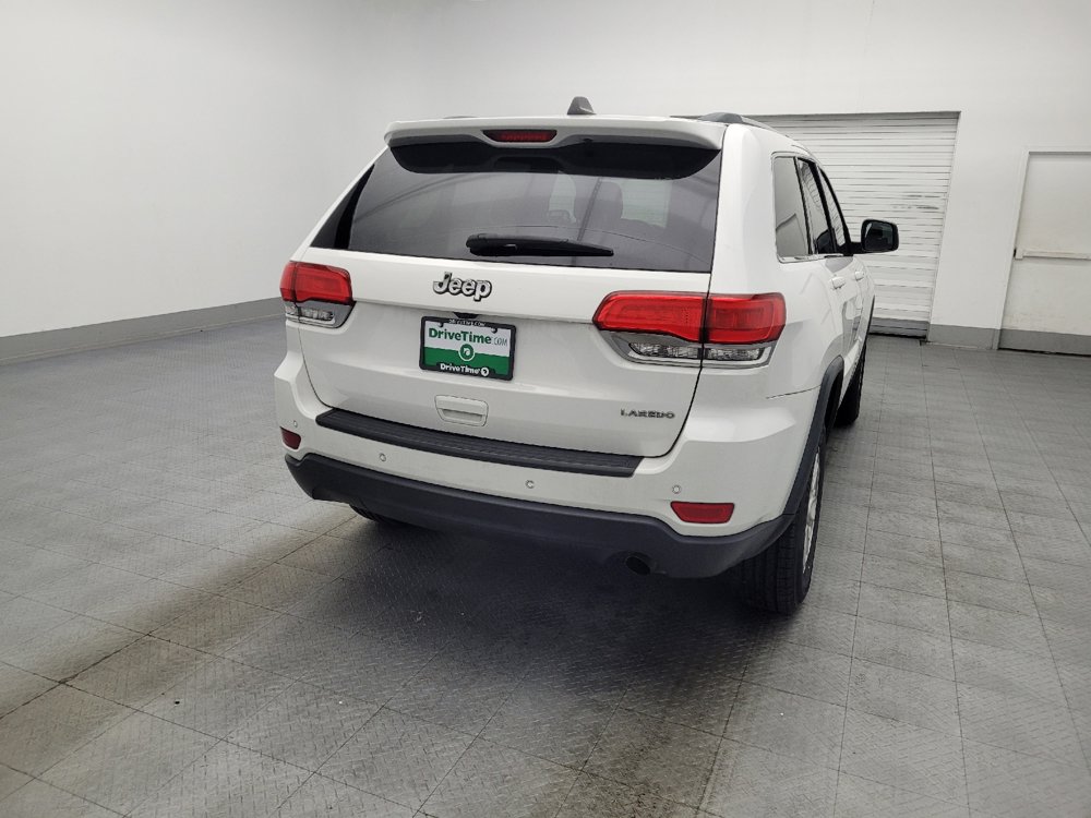 Used 2019 Jeep Grand Cherokee Laredo RWD image 7