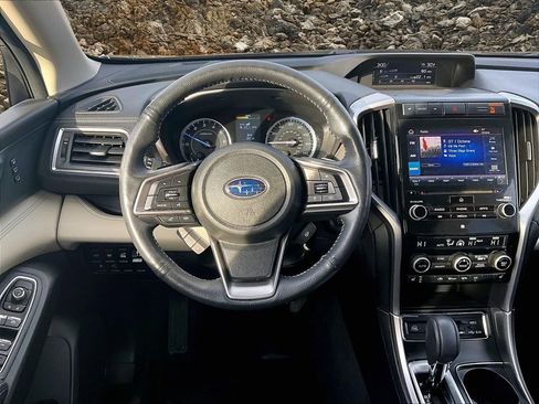 Used 2022 Subaru Ascent Limited image 5