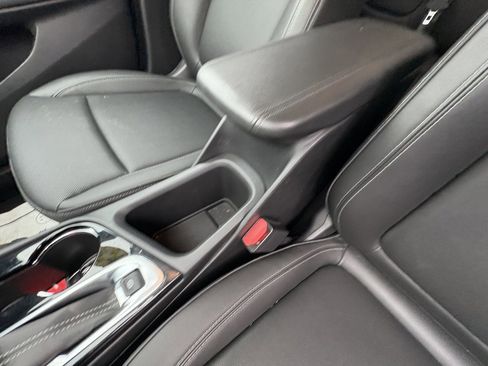 Used 2024 Buick Encore GX Sport Touring image 36