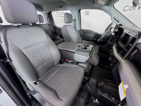 New 2026 Ford F250 XL w/ XL Chrome Package image 16