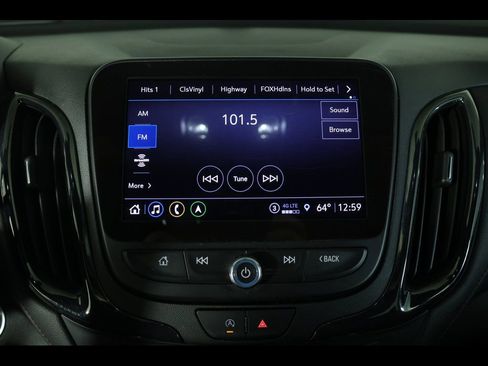 Used 2022 Chevrolet Equinox RS w/ Infotainment Package image 27