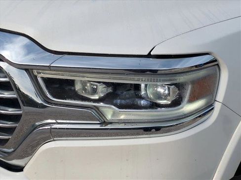 Used 2022 RAM 1500 Limited image 8