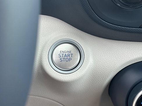 New 2026 Hyundai Venue SEL FWD image 15