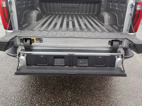 New 2026 GMC Sierra 2500 Denali Ultimate AWD/4WD image 8