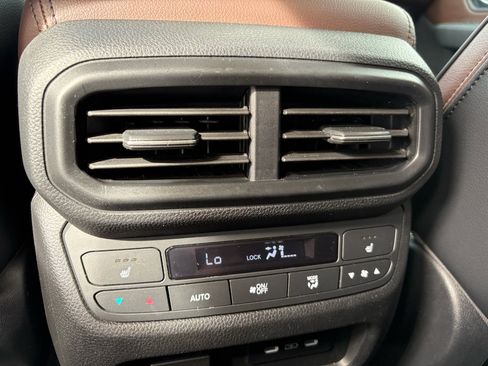 Certified 2025 Honda Pilot Elite image 29